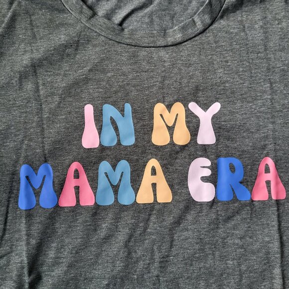 Women's "In My Mama Era" Scoop Neck T-Shirt - Gray - Size L - NWOT - Picture 4 of 8